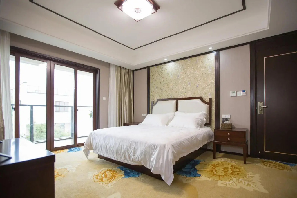 Wuzhen Wangfu Resort Villa