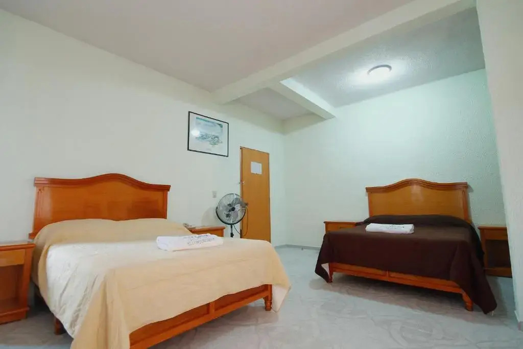 HOTEL EL CONQUISTADOR MONARCA