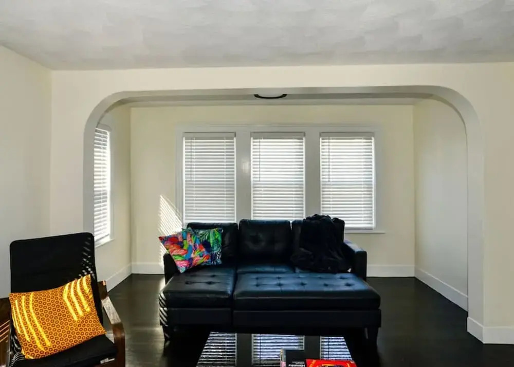 Modern Three Bedroom Condo - Near Boston