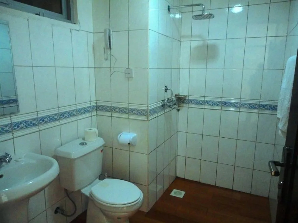Entebbe Flight Motel