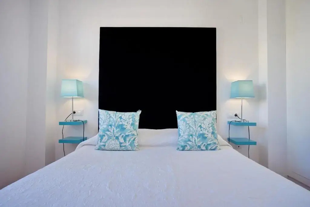 Denia Deluxe Beach & City