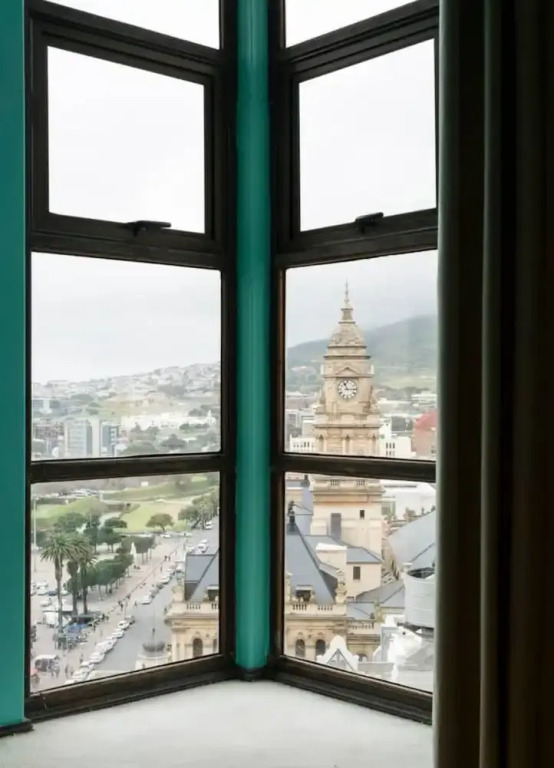 Cape Town City Centre 1 Bedroom Mezzanine Suite