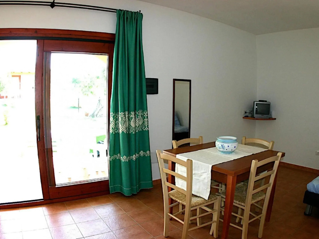Apartment in Bageis with barbecue