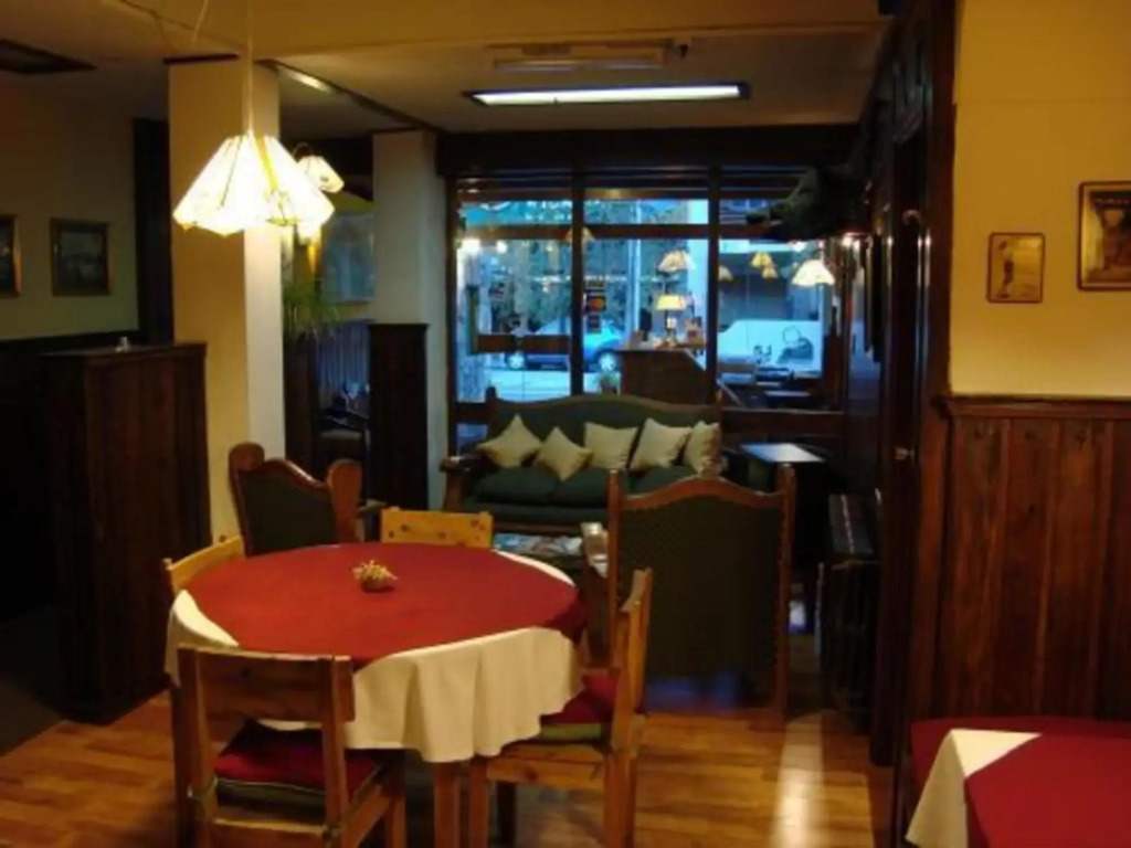 Hosteria La Sureña