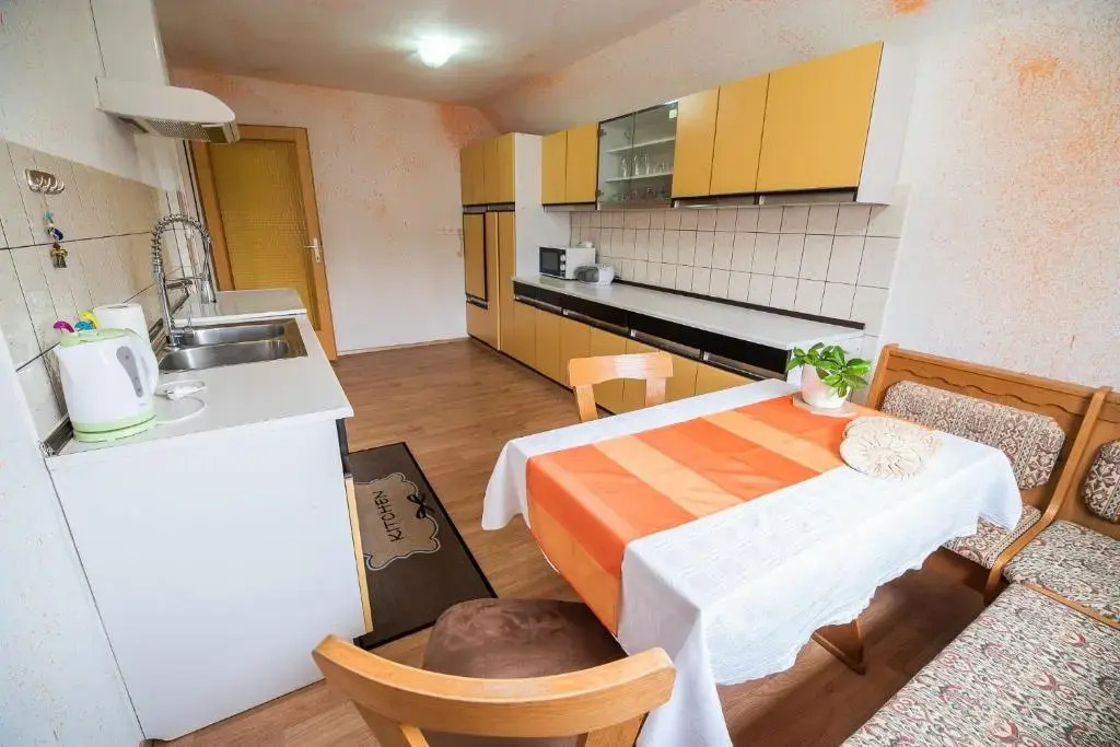 Apartment Carmen