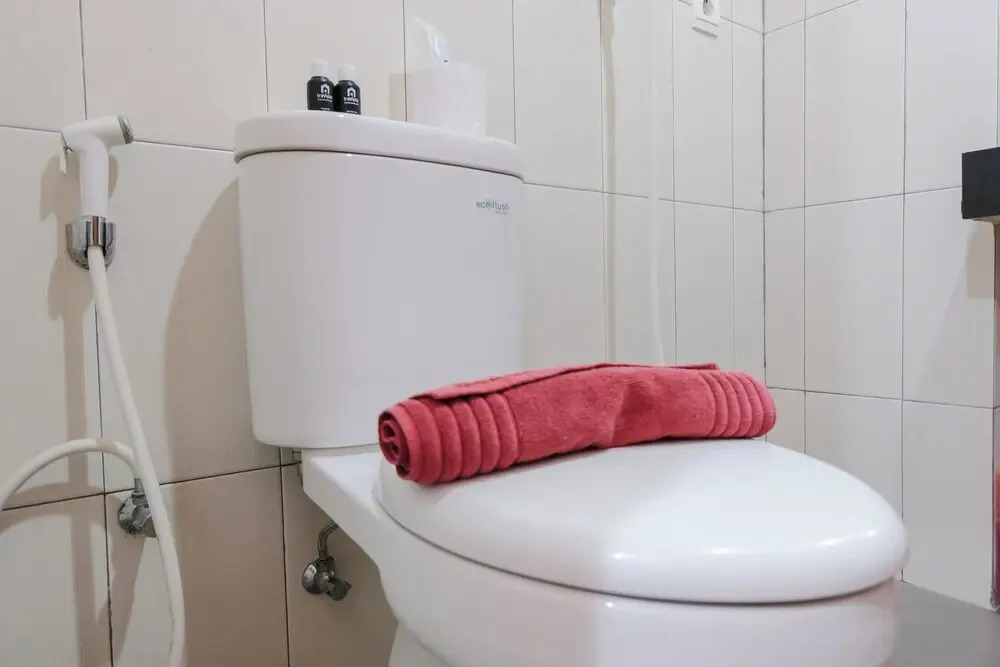 Homey And Cozy Studio Apartment At Dago Suites