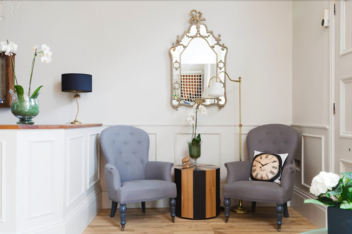 The Townhouse Hotel