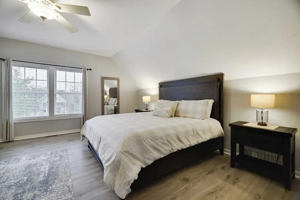 The Nest at Pinecrest by Avantstay Spacious Deck, Game Room, Fire Pit