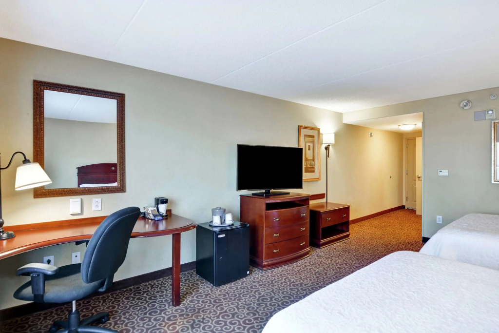 Hampton Inn and Suites Fredericksburg