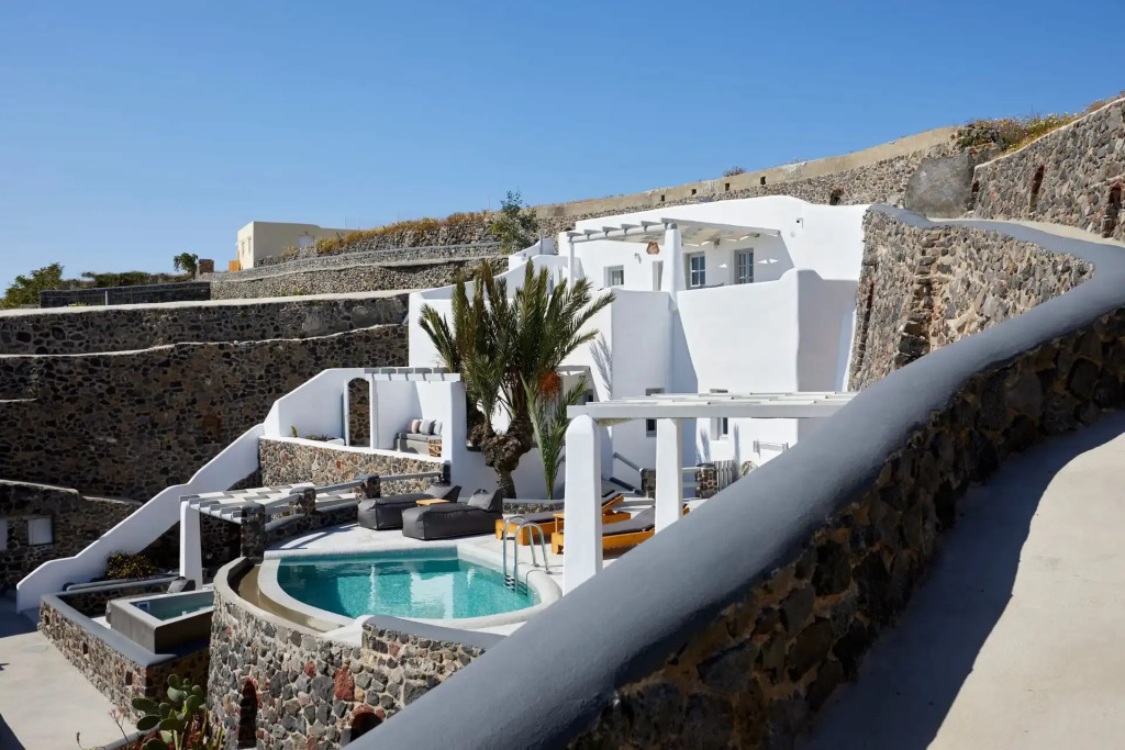 El Verano Suites
