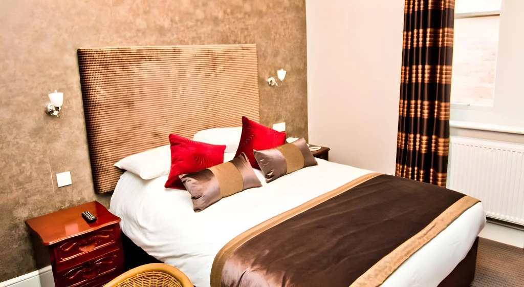 Wards Hotel