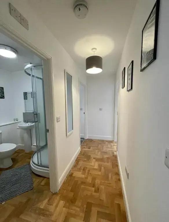 Prosper House Apartment 5