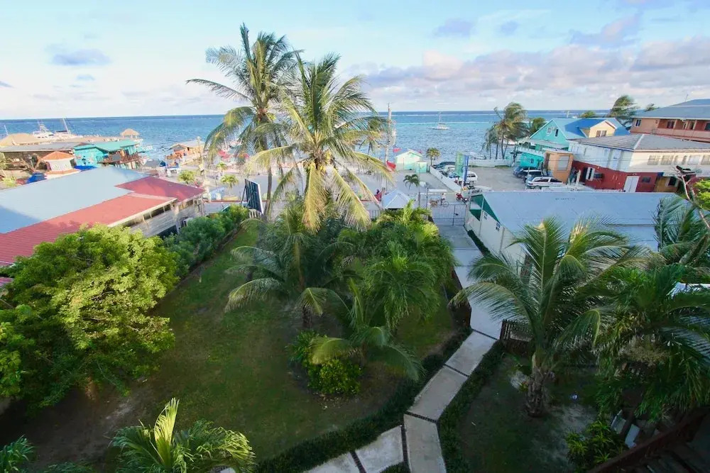 Parham Plaza Hotel