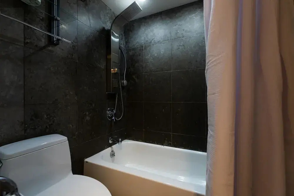 Mila by AvantStay 4 Story Penthouse Condo in Little Italy w Rooftop Views