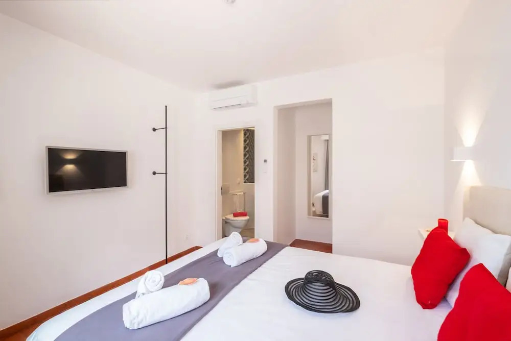 Villa Benagil Boutique - Moradia luxuosa com piscina aquecível e BBQ