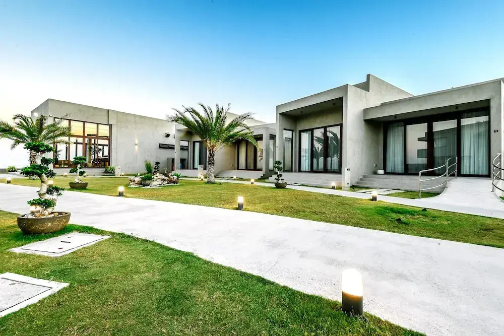 TANA Beach Villas