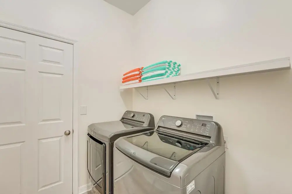Waterfront Home w/ Private Pool: 5 Mi to Disney!