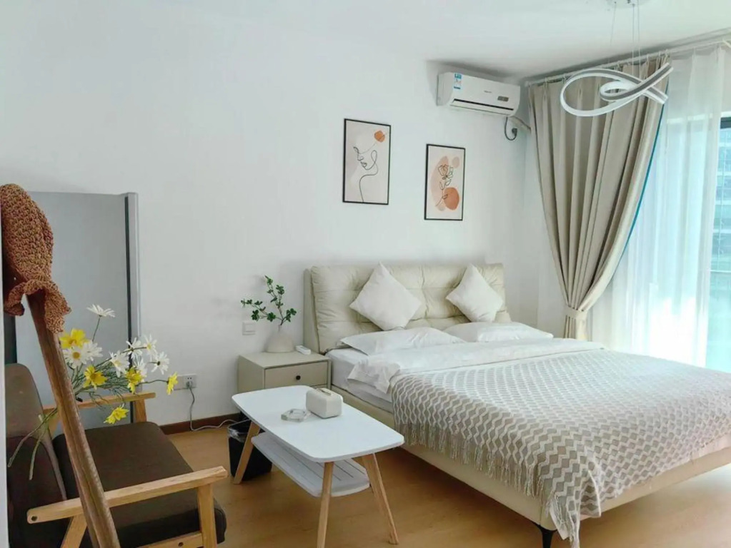 Chunluyuan International Apartment Hotel