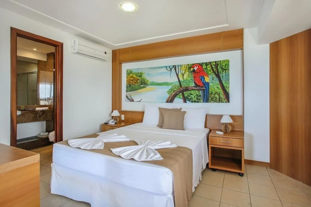 Mirador Suites Beira Mar com Piscina