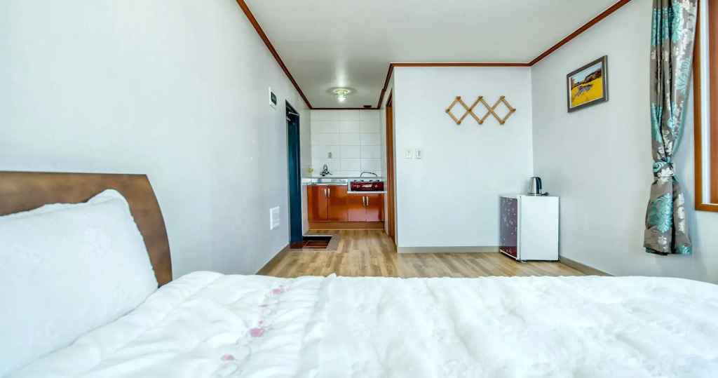 Sea Dragon Pension