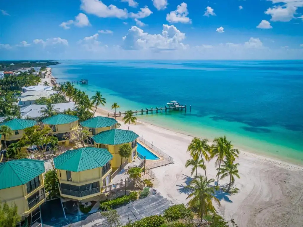 Coco Plum Beach & Tennis Club & Marina