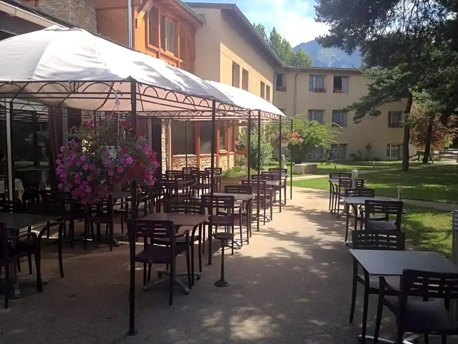 Logis Hotel Le Lac
