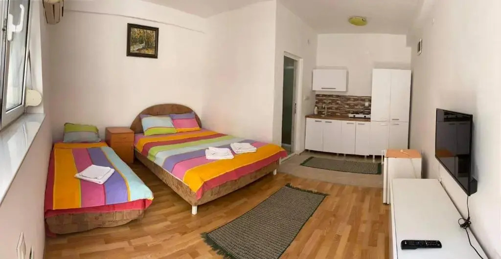 Apartments Argiroski