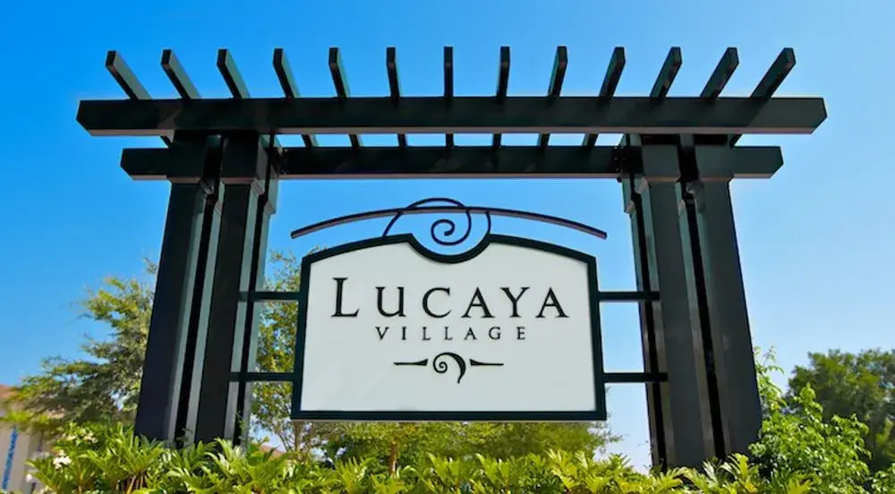Lucaya Village Townhome with Pool, 6 Mi to Disney