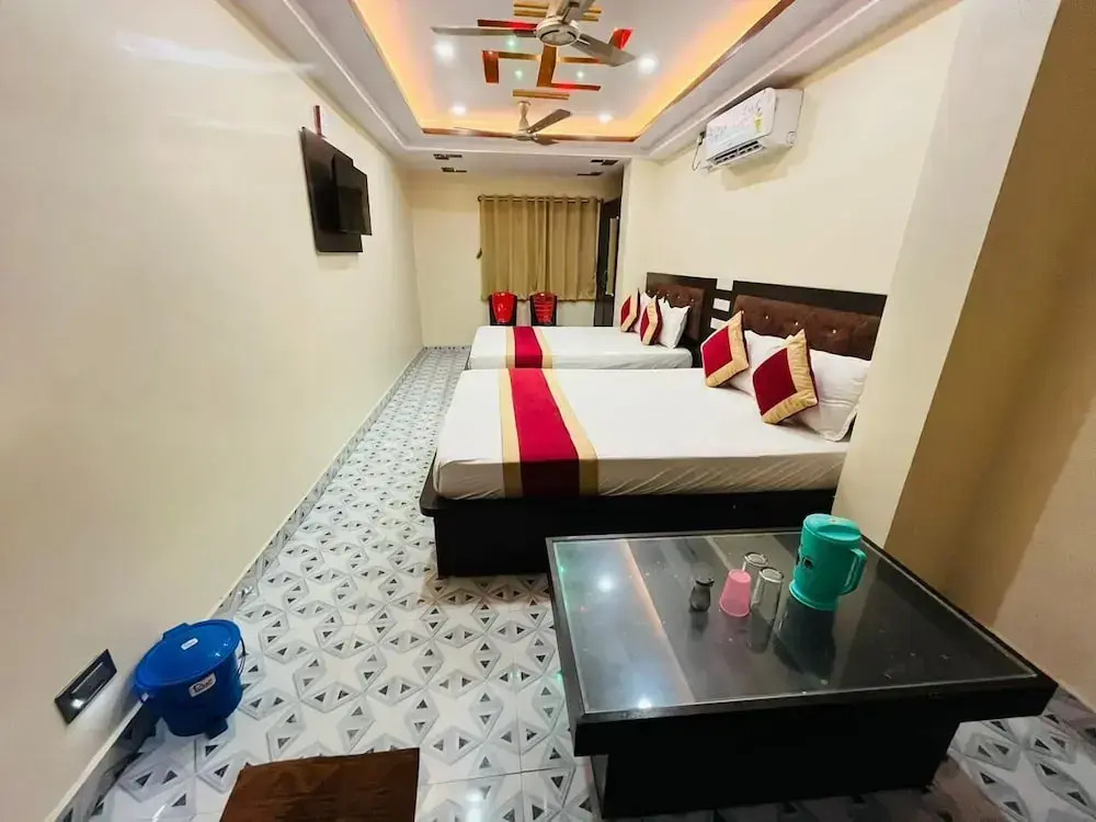 SS Hotel