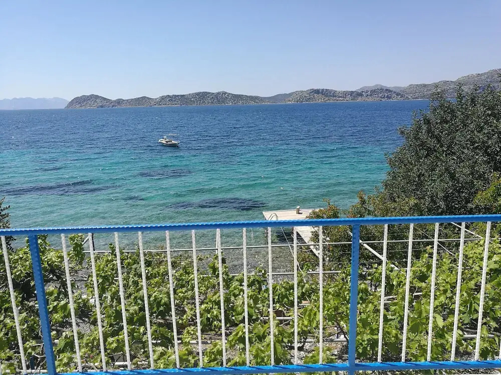 Mavi Akvaryum Pension