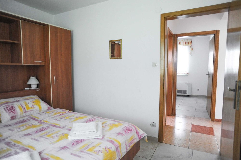Golden Coast Villa Caska