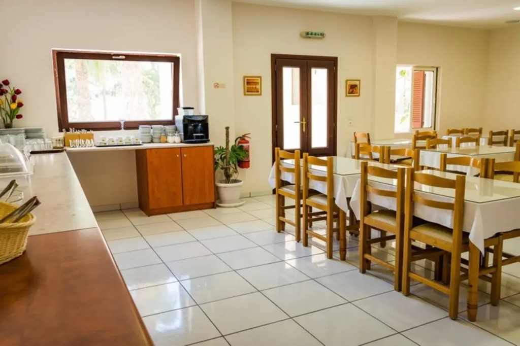 Rena Hotel