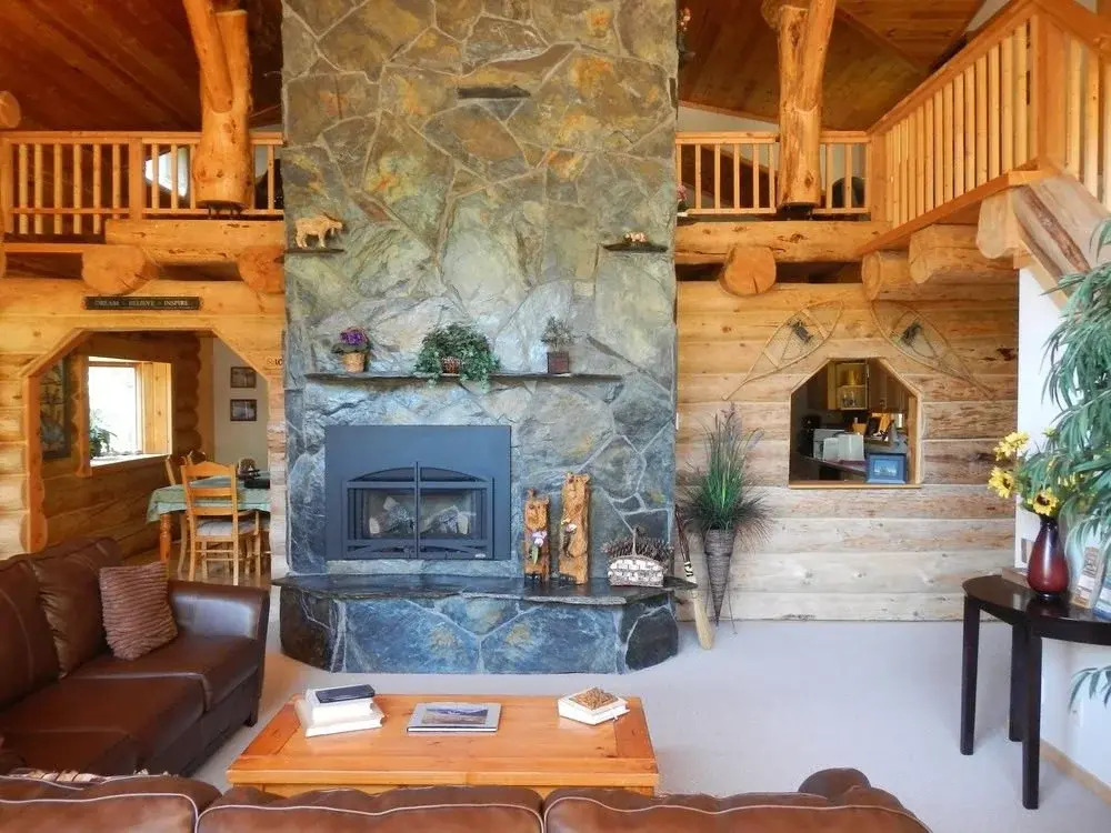 Bear Paw Lodge