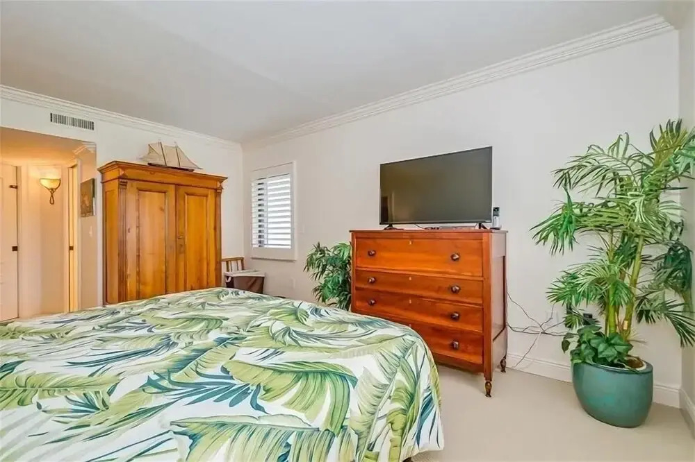 Sea Oats 217 2 Bedroom Home by RedAwning