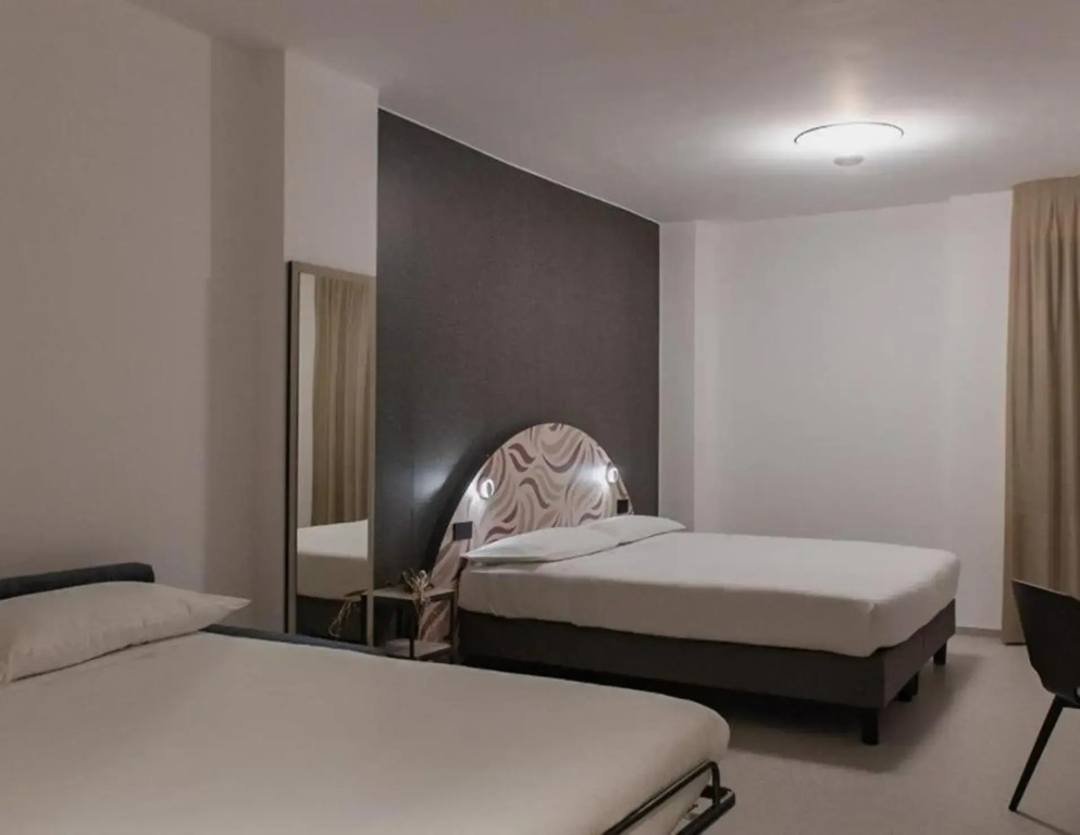 Hub Hotel