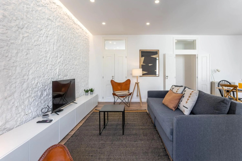 Trendy T.M Apartament by the River