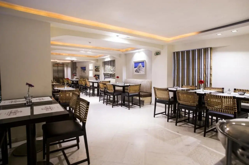 Davitel - Tobacco Hotel