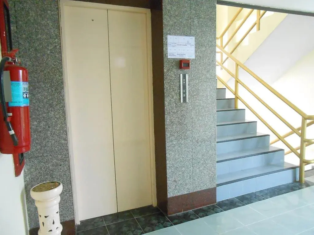 The Tower Praram 9 Hotel