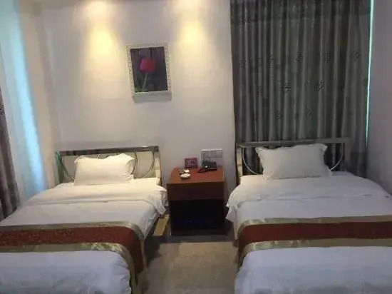 Chengye Hotel (Qionghai High-speed Railway Station)