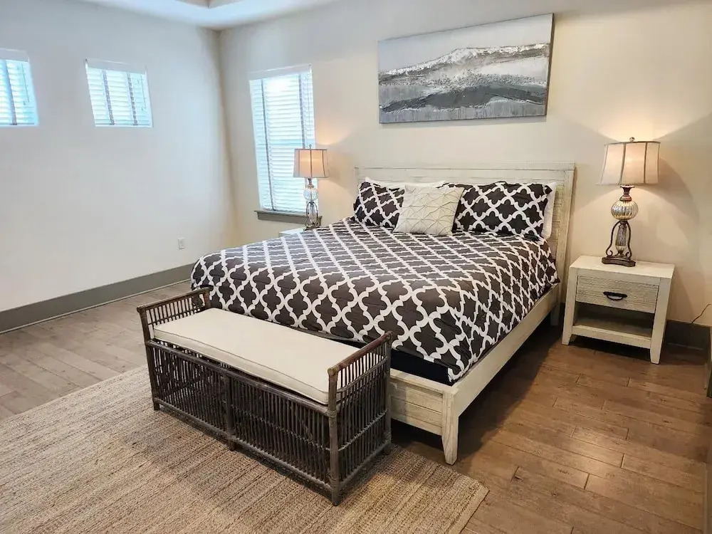 Shore Thing Getaway by RealJoy Vacations