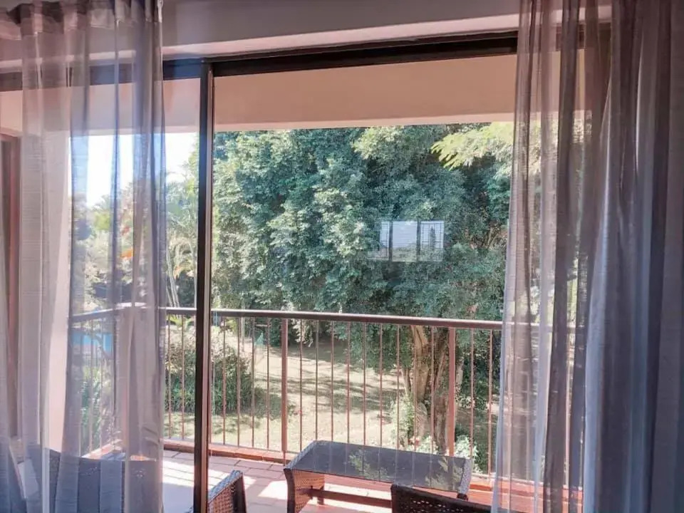 Newly Renovated 2 bed Apartment - Kingston Estate