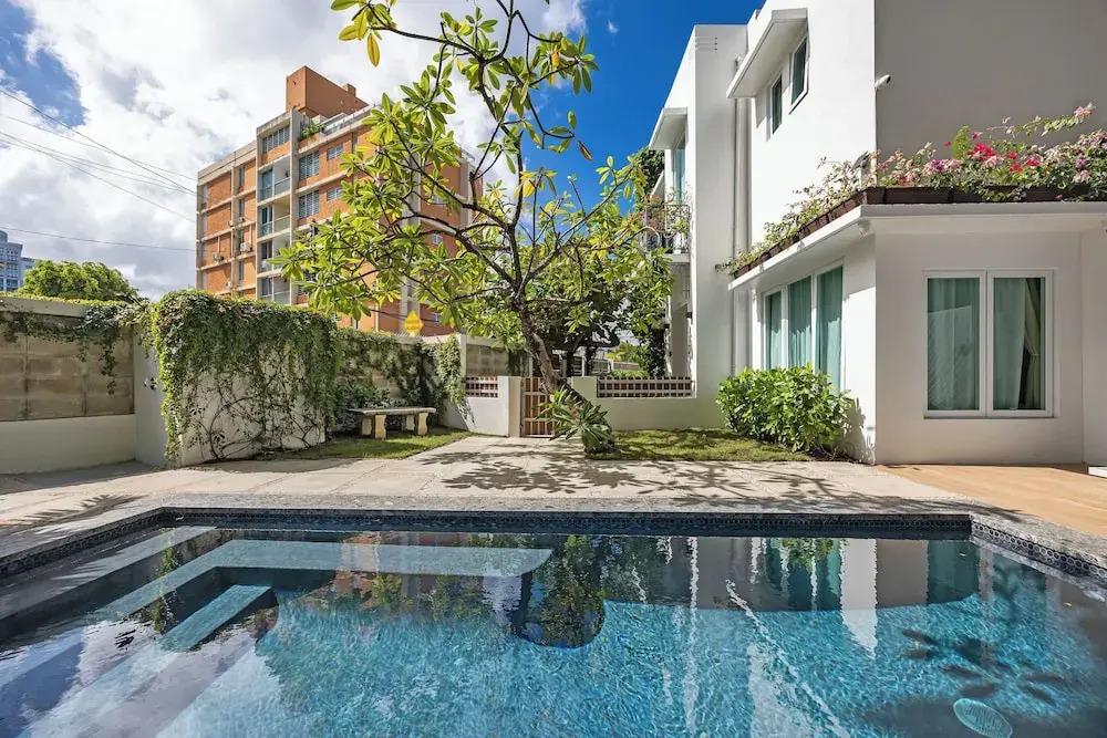 Urban Retreat On-site Parking Pool Ocean Near