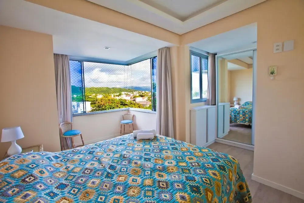 FL014 3 Bedroom Apartment By Senstay
