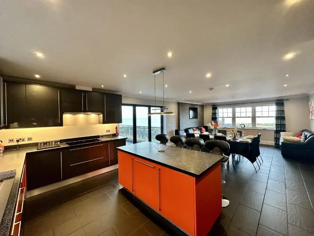 Le Morne- 5 Bed Luxury Coastal Retreat