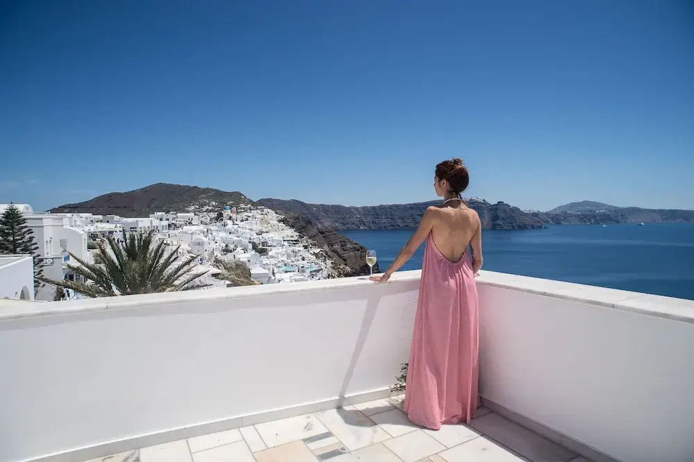 Oia Captain's Villa