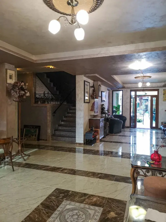 Empera Hotel