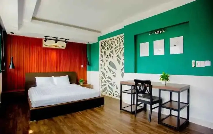 Lá Hotel Bình Tân