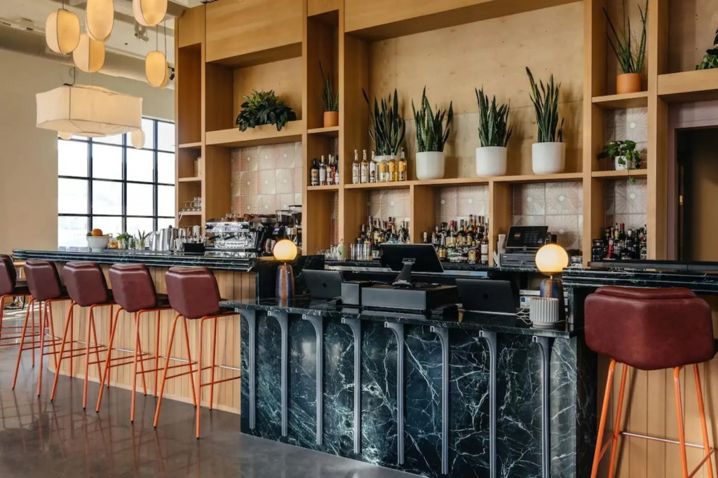 Waymores Hotel Nashville