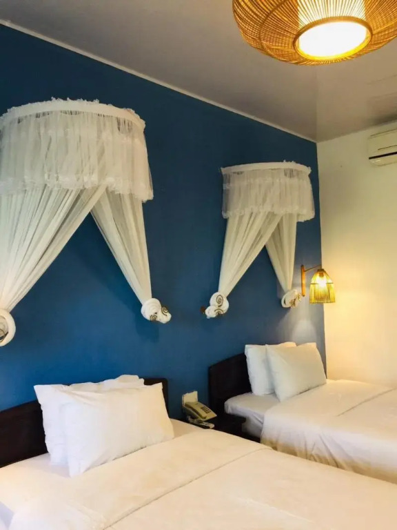 Lang Co Beach Resort