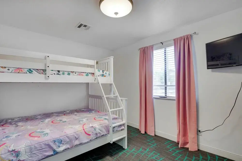 Pet-friendly Page Home w/ Hot Tub, Near Hiking